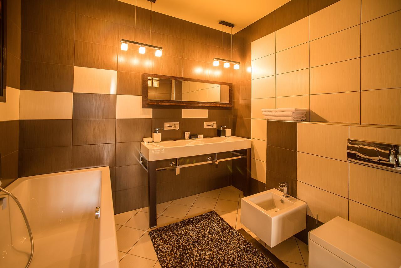 Simple Rooms Self Check In Bukarest Exterior foto