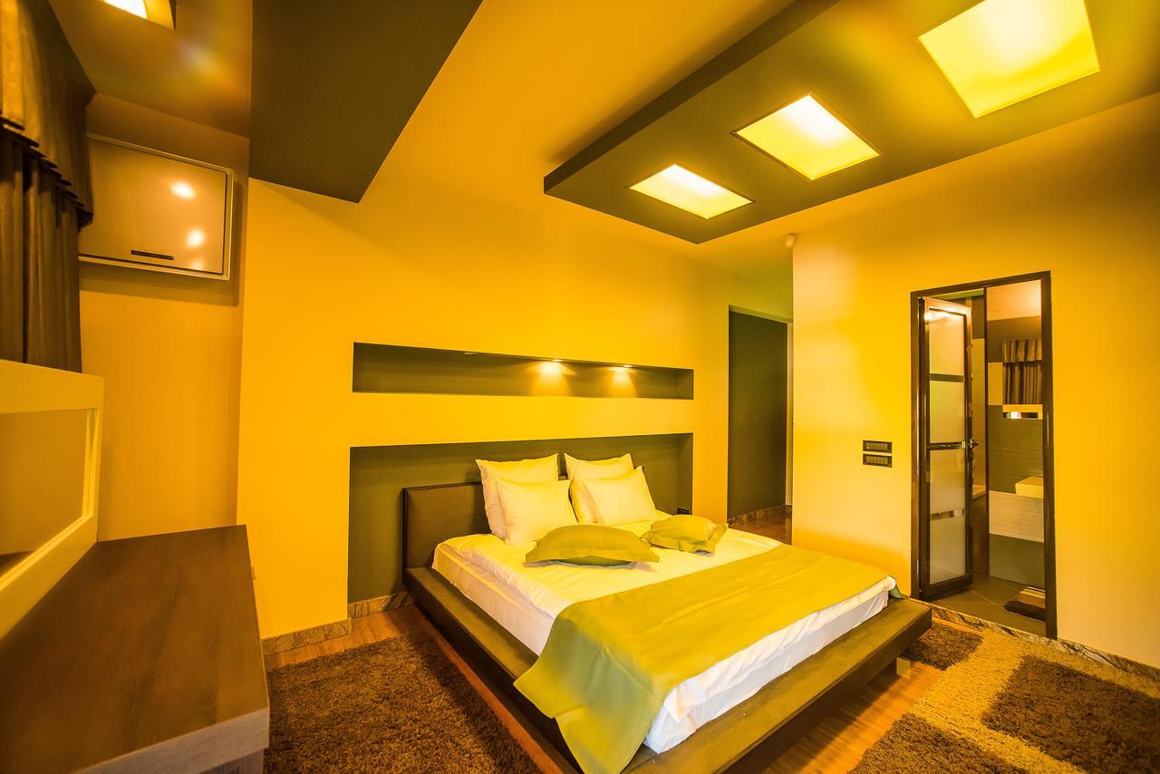Simple Rooms Self Check In Bukarest Exterior foto